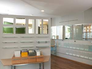 Glaserei Salzinger München Ausstellungsraum