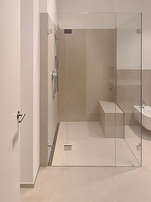 Bodenebene Walk-In Dusche
